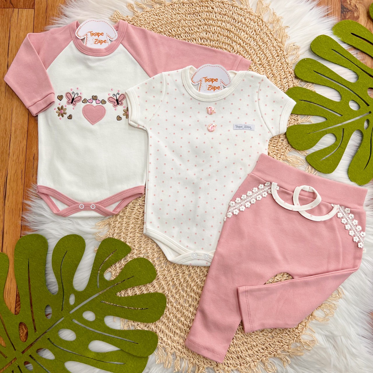 Conj. de Malha 3 peças - Borboletas e Corações - Rose e Off White